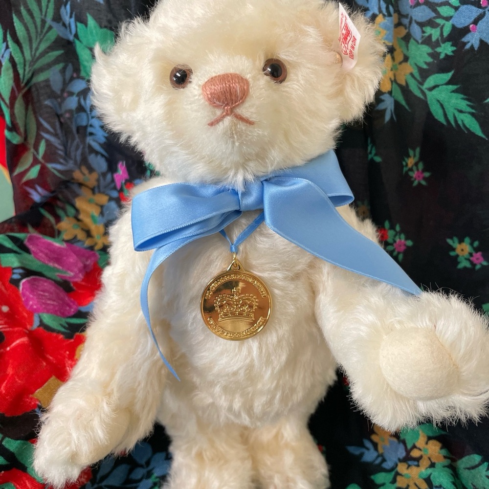 *SOLD* Steiff Royal Baby George Teddy Bear